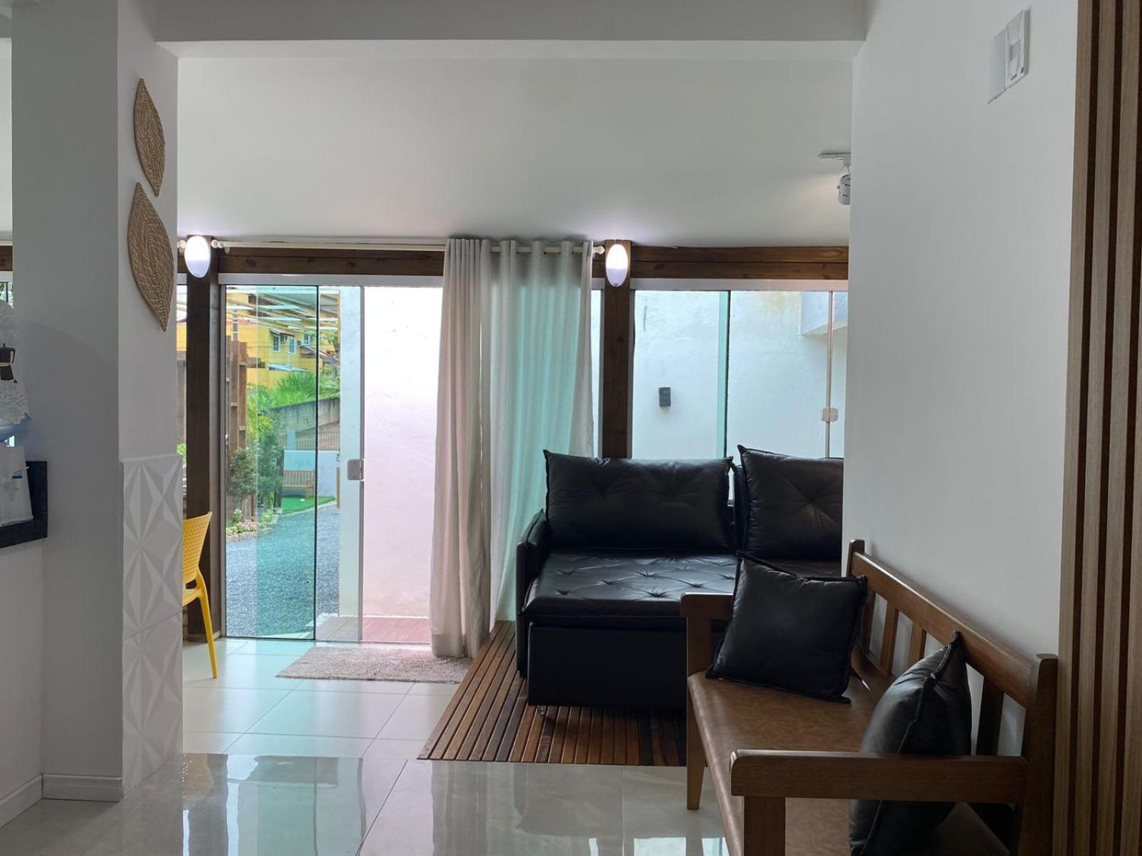 Willa Residencial Com Piscina Possui Jacuzzi Aquecida Com Hidromassagem Bombinhas Zewnętrze zdjęcie